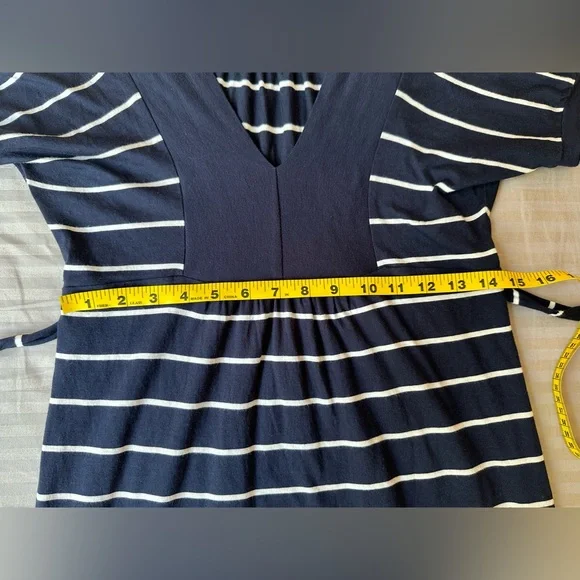 Juicy Couture•short sleeved striped dress•women’s medium•navy & white•tie back - Picture 12 of 15